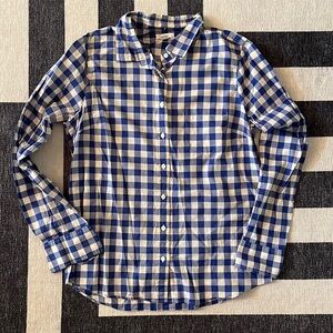 J.Crew Button Down 🌲